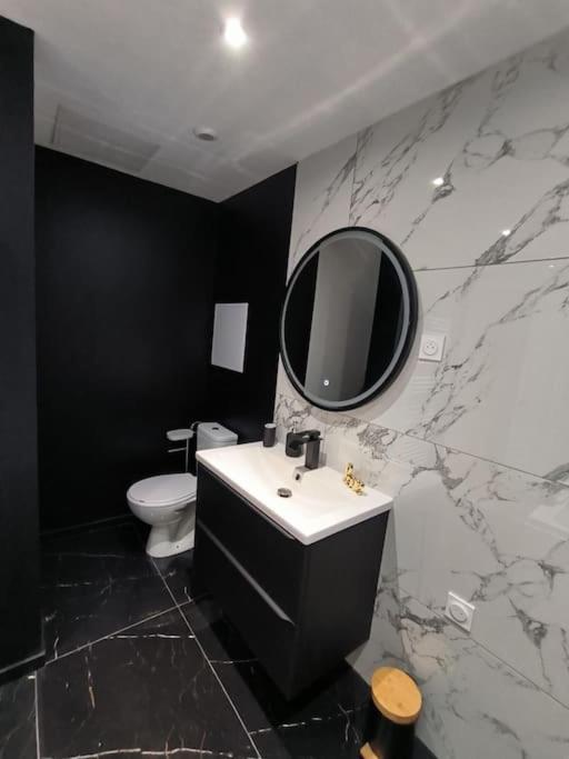 - Chic Et Intime Apartment *
